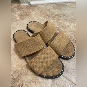 Slides | Size 8